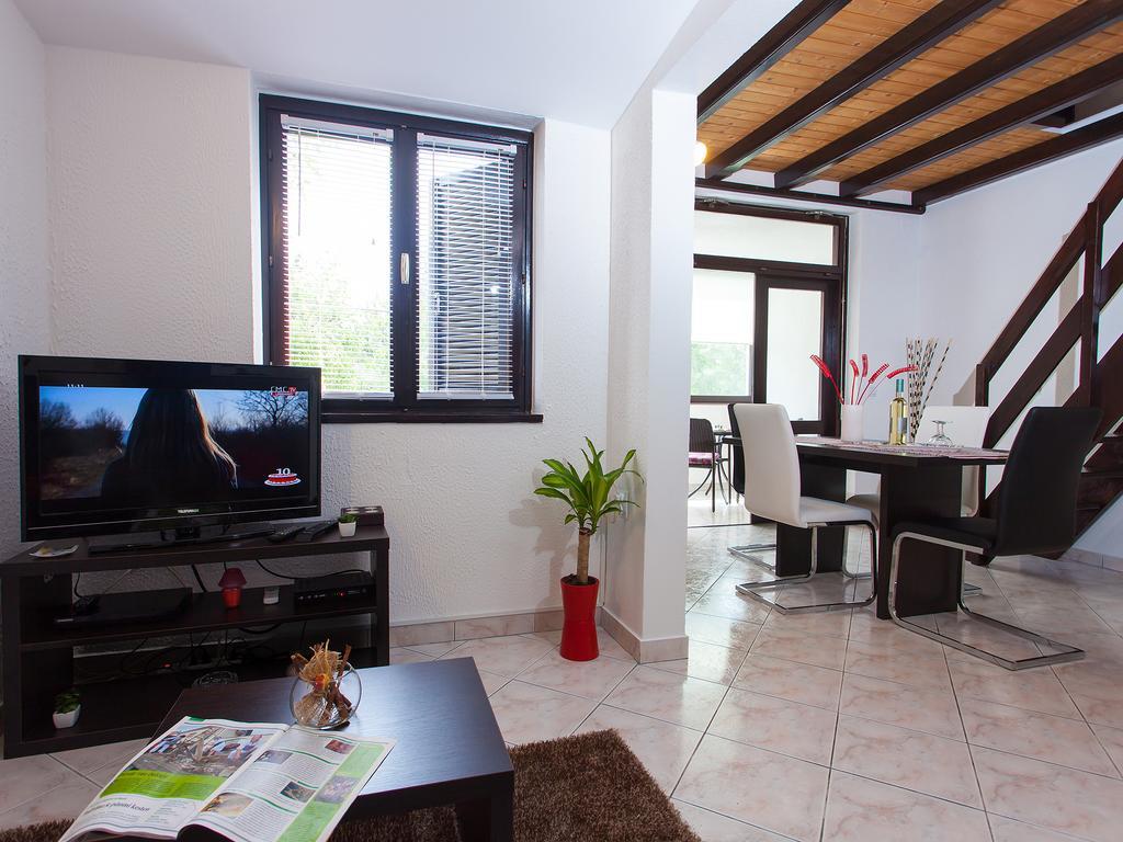 Apartment Cervar بوريتش الغرفة الصورة